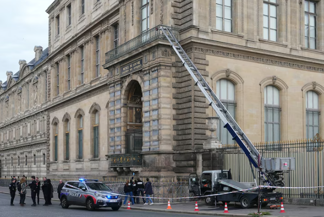 The Louvre's Stolen Crown Jewels